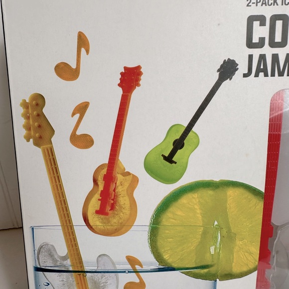 Protocol Cool Jams 2- pack ice cube tray - Picture 2 of 11